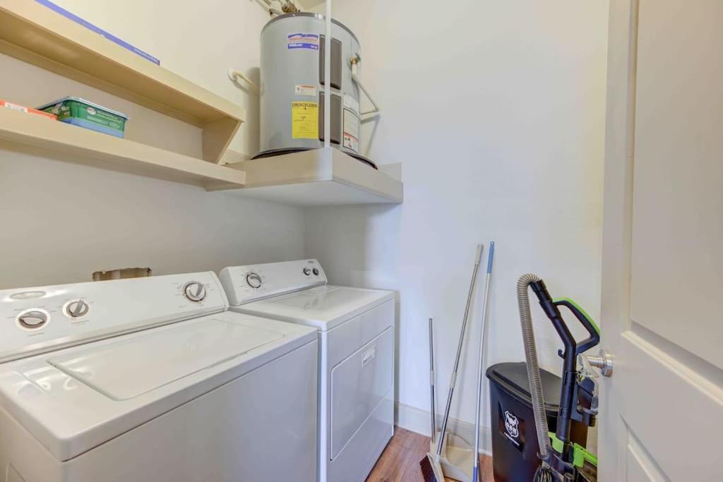 Cozy Apt Nrg Pool,Wi-Fi, Free Parking, Petsok! Houston Esterno foto